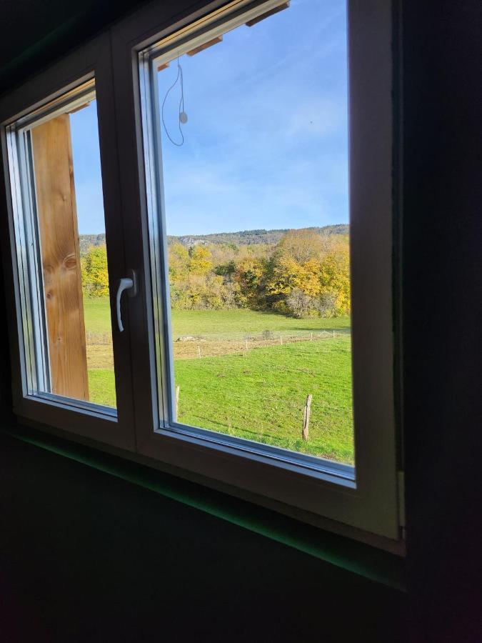 Gites Jura Sud Charchilla Eksteriør billede